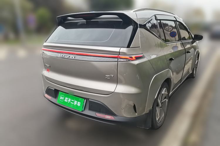 Used Hycan Z03 2022 510 km Range Trendy Cool Version 135 kW 64.23 kWh Rear Right 45 Deg