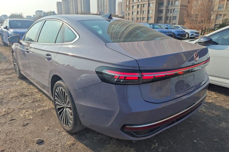 Used Volkswagen Passat 2025 Pro 380TSI Dragon Supreme Edition
