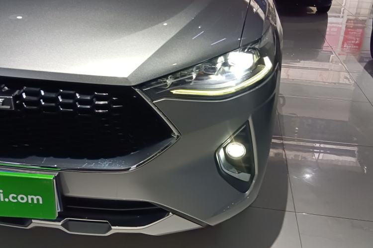 Used Haval F7 2019 1.5T Two-Wheel Drive i-Type China V Standard Left Front Headlight