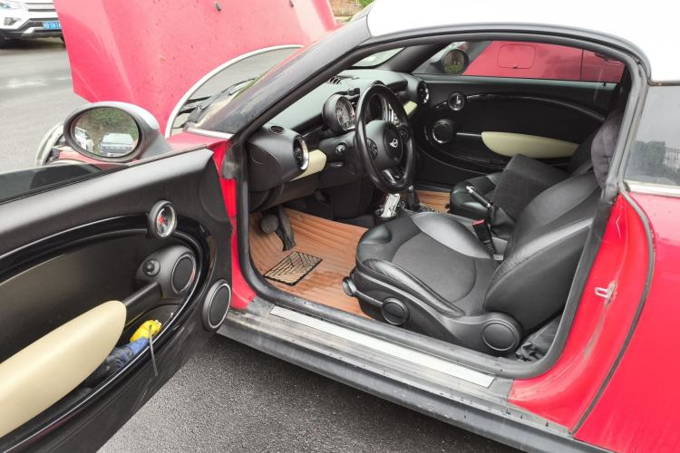 Used MINI Coupe 2012 1.6L COOPER Driver Seat