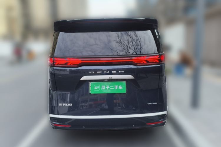 Used Denza D9 2022 DM-i 970 Four-Wheel Drive Flagship Model