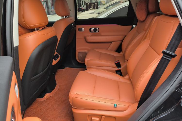 Used Leapmotor C16 2024 All-Electric 580 Luxury Edition Left Rear Seat