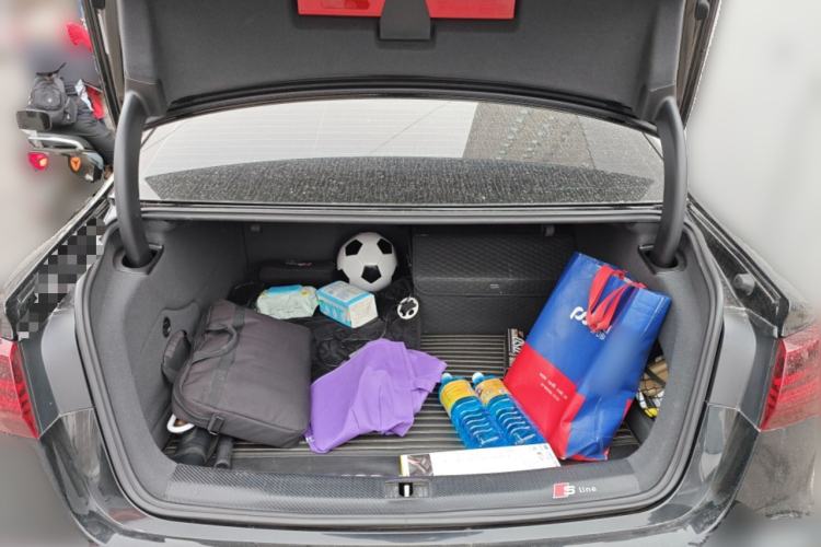 Used Audi A6L 2018 30th Anniversary Edition 45 TFSI quattro Sport model
