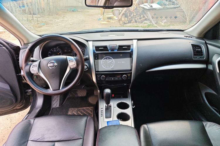 Used Nissan Teana 2018 2.0L XL Smart Upgrade Edition Center Console