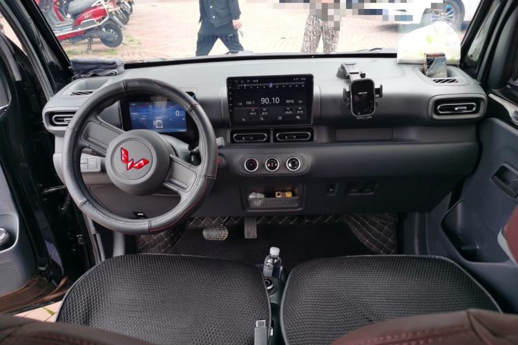 Used Wuling Zhiguang New Energy 2025 Model 305km Ambitious Edition