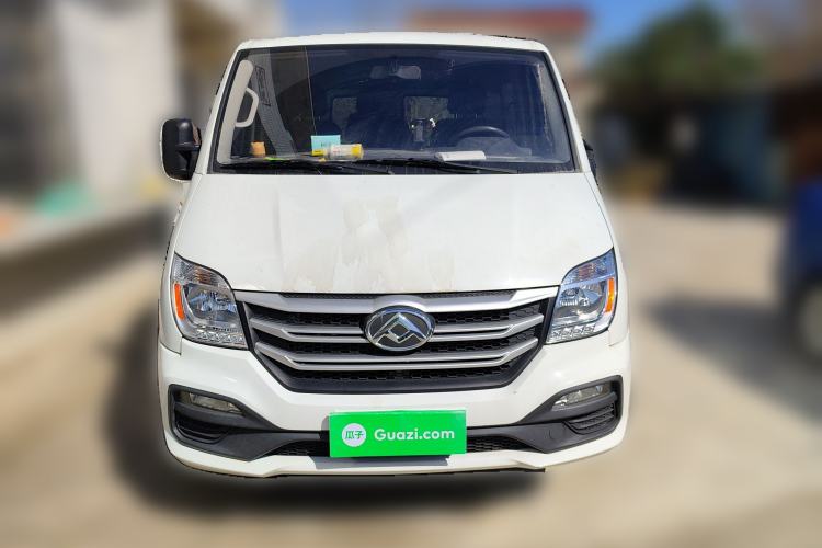 Used SAIC MAXUS Xintu V80 2023 2.0T Manual Classic Aoyuntong Short Wheelbase Ultra-Low Roof 5/6-Seater
