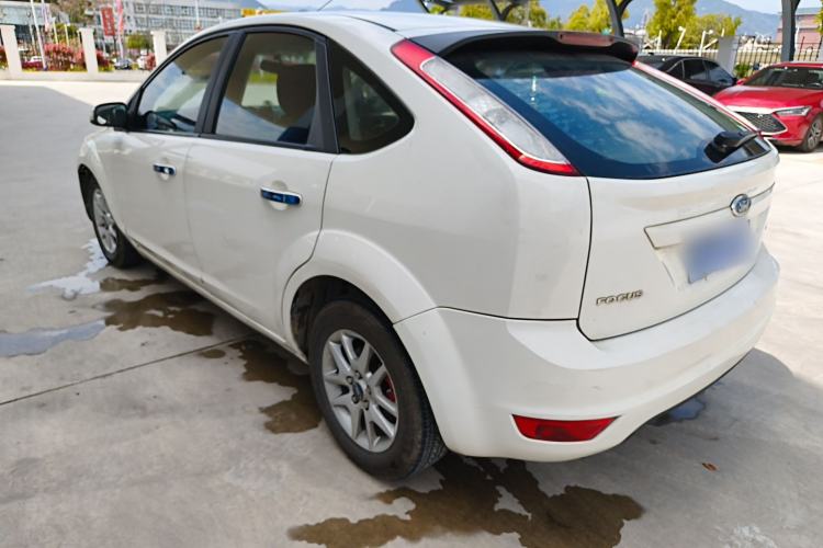 Used Ford Focus 2013 Hatchback Classic 1.8L Manual Base Model Rear Left 45 Deg