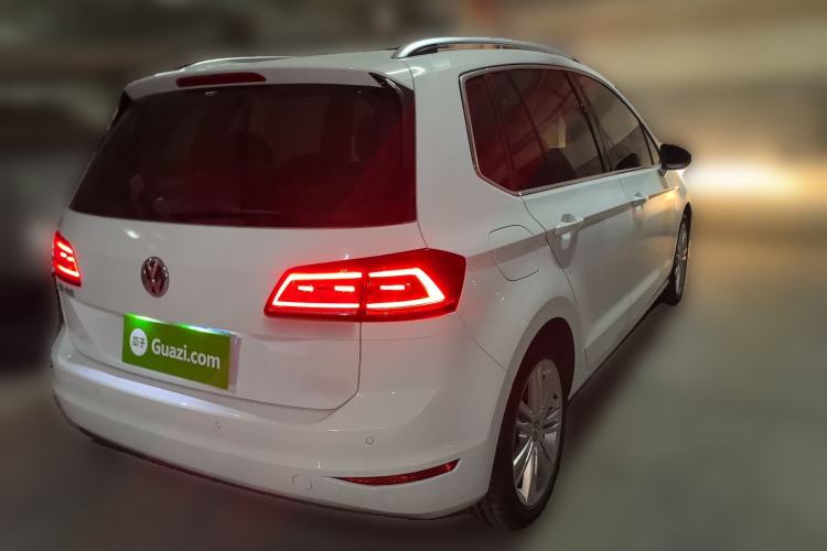 Used Volkswagen Golf Sportsvan 2018 230TSI Automatic Luxury Model
