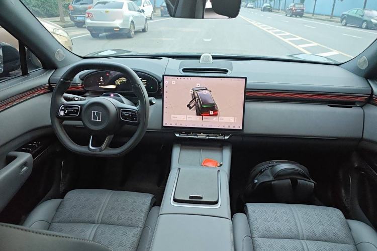 Used Zeekr 7X 2025 100 kWh Long-Range Rear-Wheel Drive with Intelligent Driving Features
