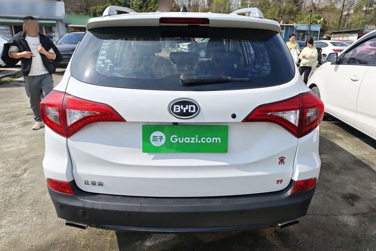 Used BYD Song 2016 GaiShi Edition 1.5TI Manual Elite Model
