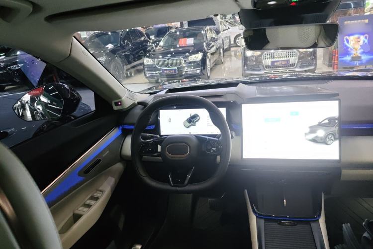 Used Lynk & Co 08 EM-P 2023 220km All-Wheel-Drive Performance Halo