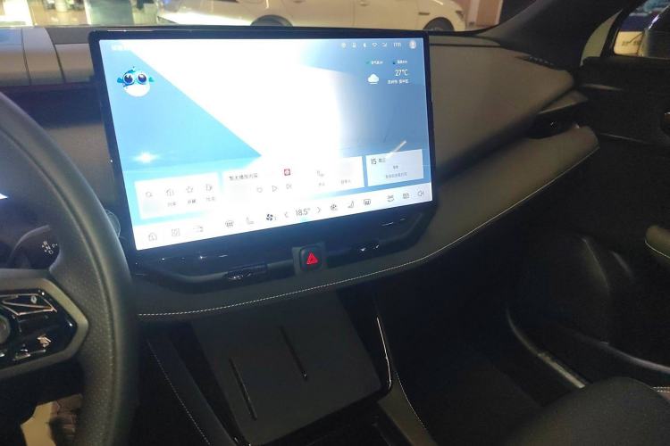 Used Lynk & Co 06 2025 Renew 1.5T Halo
