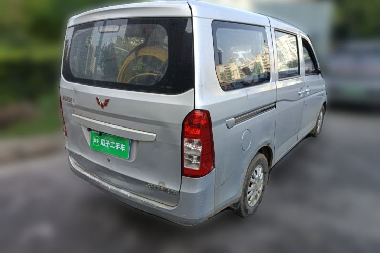 Used Wuling Rongguang V 2016 1.5L Standard Version
