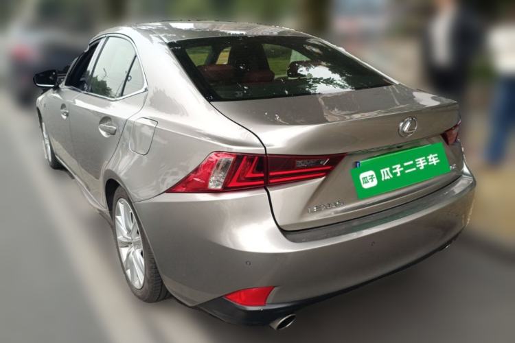 Used Lexus IS 2015 200t F SPORT
