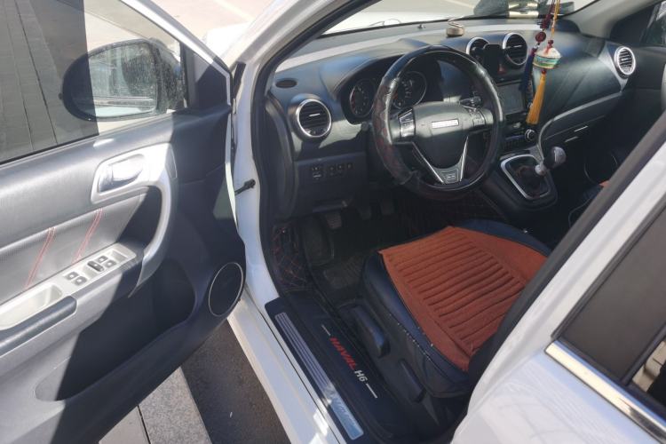 Used Haval H6 2016 Upgraded Model 1.5T Manual Two-Wheel Drive Elite Version