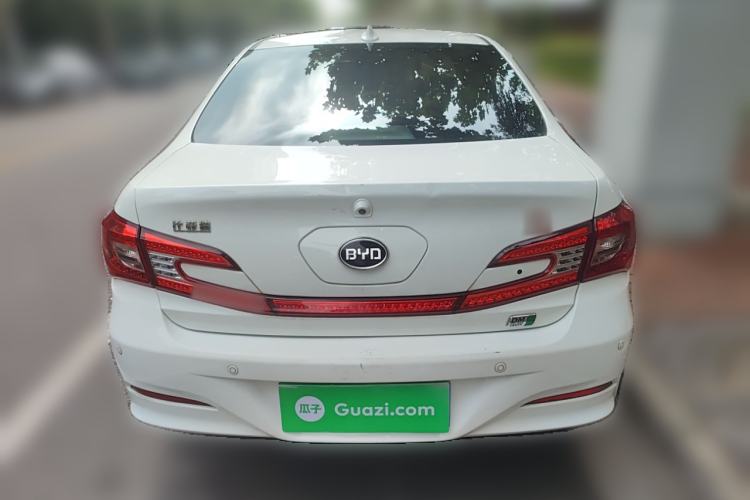 Used BYD Qin New Energy 2014 1.5T Flagship Model
