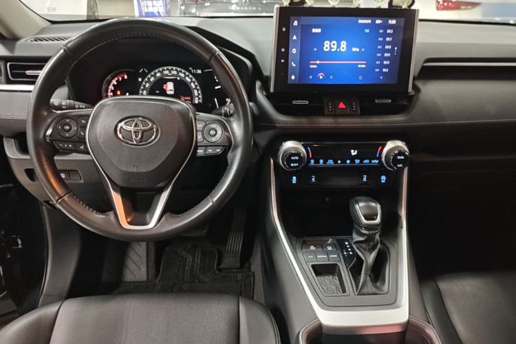 Used Toyota RAV4 2021 2.0L CVT Two-Wheel Drive Fashion PLUS Edition
