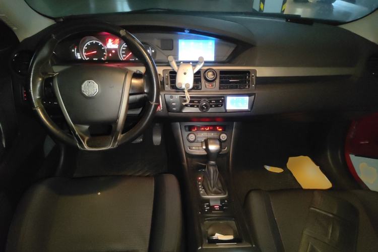 Used MG 6 2014 Hatchback 1.8L Automatic Drive Value Edition Center Console