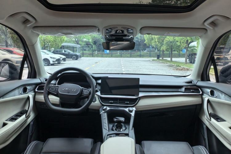 Used Lynk & Co 06 2023 Remix 1.5T Shero Interior 3