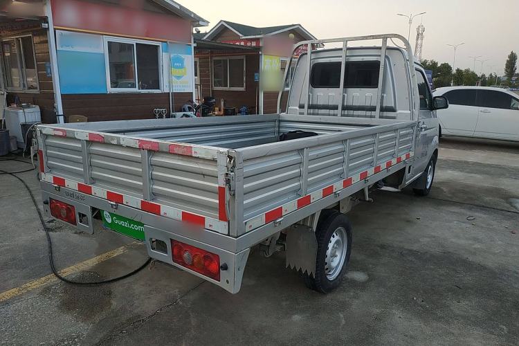 Used Jinbei T3 2019 1.5L China VI ZhiFu Edition JKC1020DS6BL
