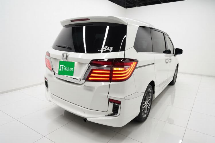 Used Honda Elysion 2019 2.0L Hybrid Supreme Edition