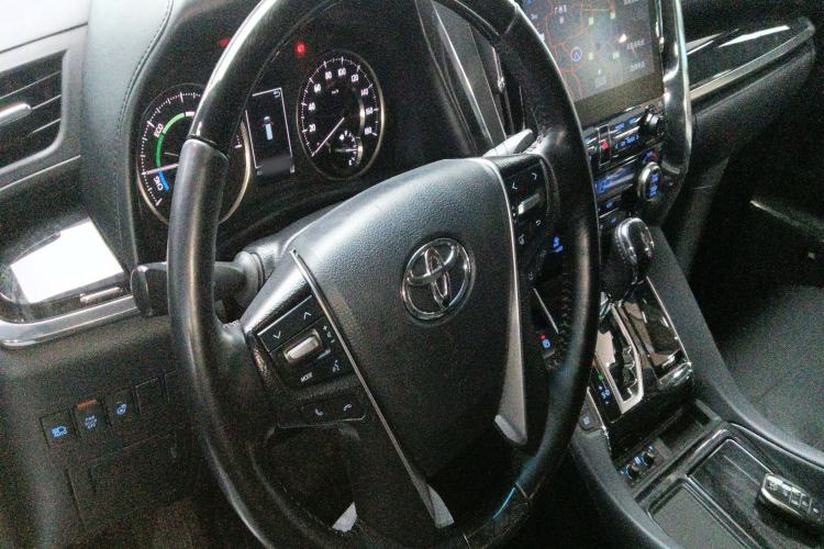Used Toyota Vellfire 2020 Dual-Engine 2.5L HV Luxury Edition Steering Wheel