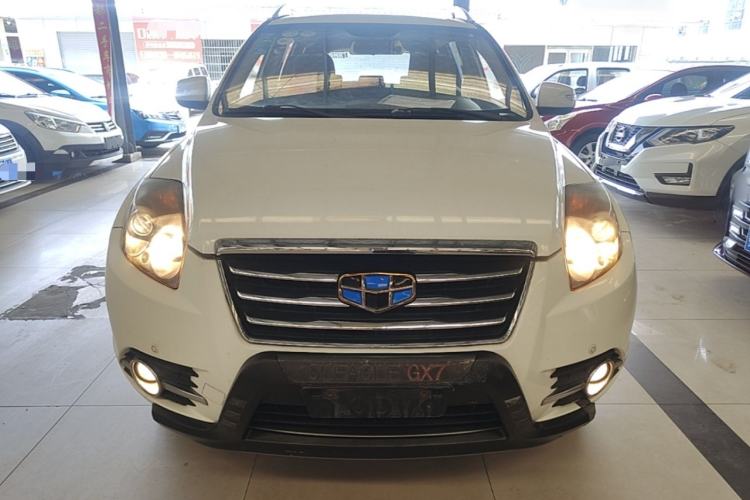 Used Geely Auto GX7 2015 Sports Edition 2.0L Automatic Luxury Upgrade Version China V Standard
