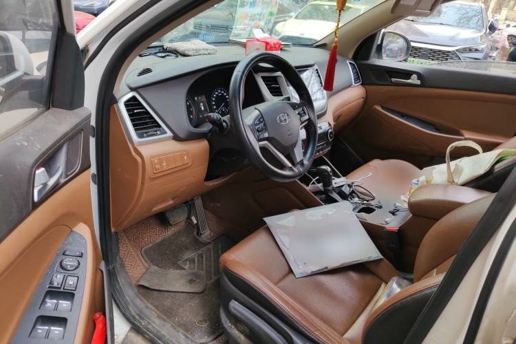 Used Hyundai Tucson 2015 1.6T Dual-Clutch Two-Wheel-Drive Smart Model
