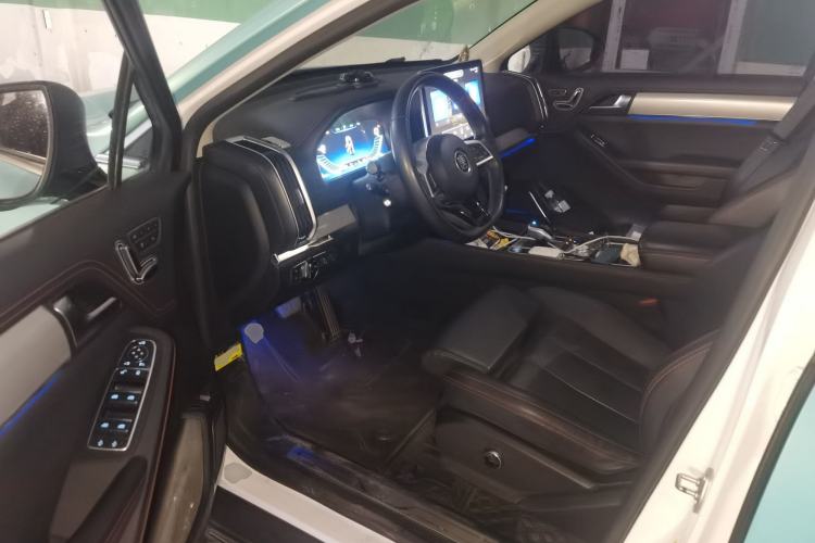 Used BYD Tang New Energy 2018 DM 2.0T All-Wheel Drive Smart Connect Elite 7-Seater China V Emission Standard