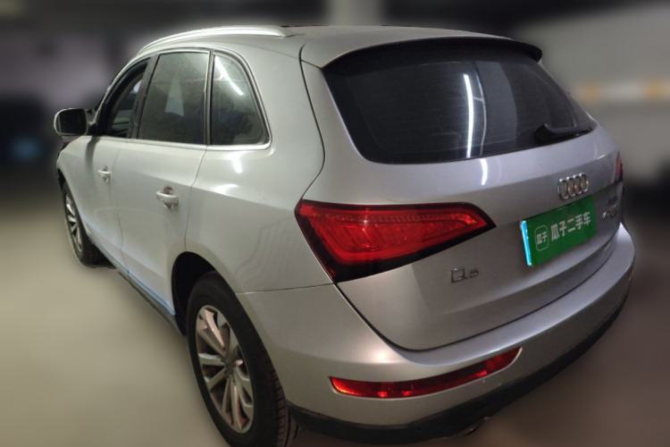 Used Audi Q5 2015 40 TFSI Technology Edition Rear Left 45 Deg