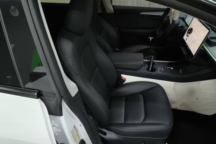 Used Tesla Model Y 2024 Rear-Wheel-Drive Version
