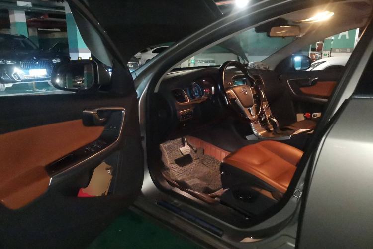 Used Volvo S60 2016 S60L T4 Zhiyuan Edition