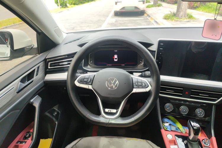 Used Volkswagen Sagitar 2025 Revised 300TSI DSG Excellence Edition
