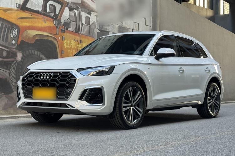 Used Audi Q5L 2022 40T Fashionable and Dynamic Model
