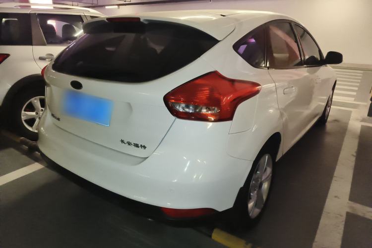 Used Ford Focus 2015 Hatchback 1.6L Automatic Comfort Model Rear Right 45 Deg