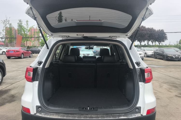 Used CHANGAN CS75 2014 1.8T Automatic Elite Model China IV Standard
