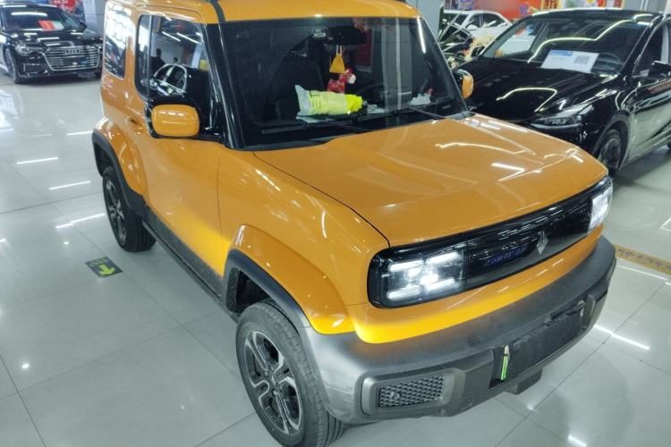 Used Baojun Spark 2023 Flagship Edition Front Right 45 Deg