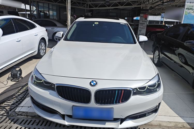 Used BMW 3 Series GT 2017 320i Sport Edition
