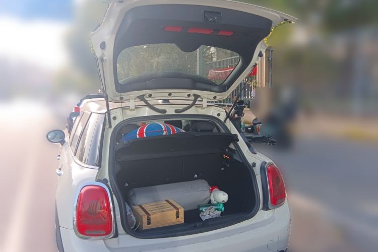 Used MINI MINI 2016 1.5T COOPER Five-Door Edition