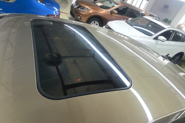 Used Volkswagen Passat 2017 330TSI DSG Luxury Edition Roof