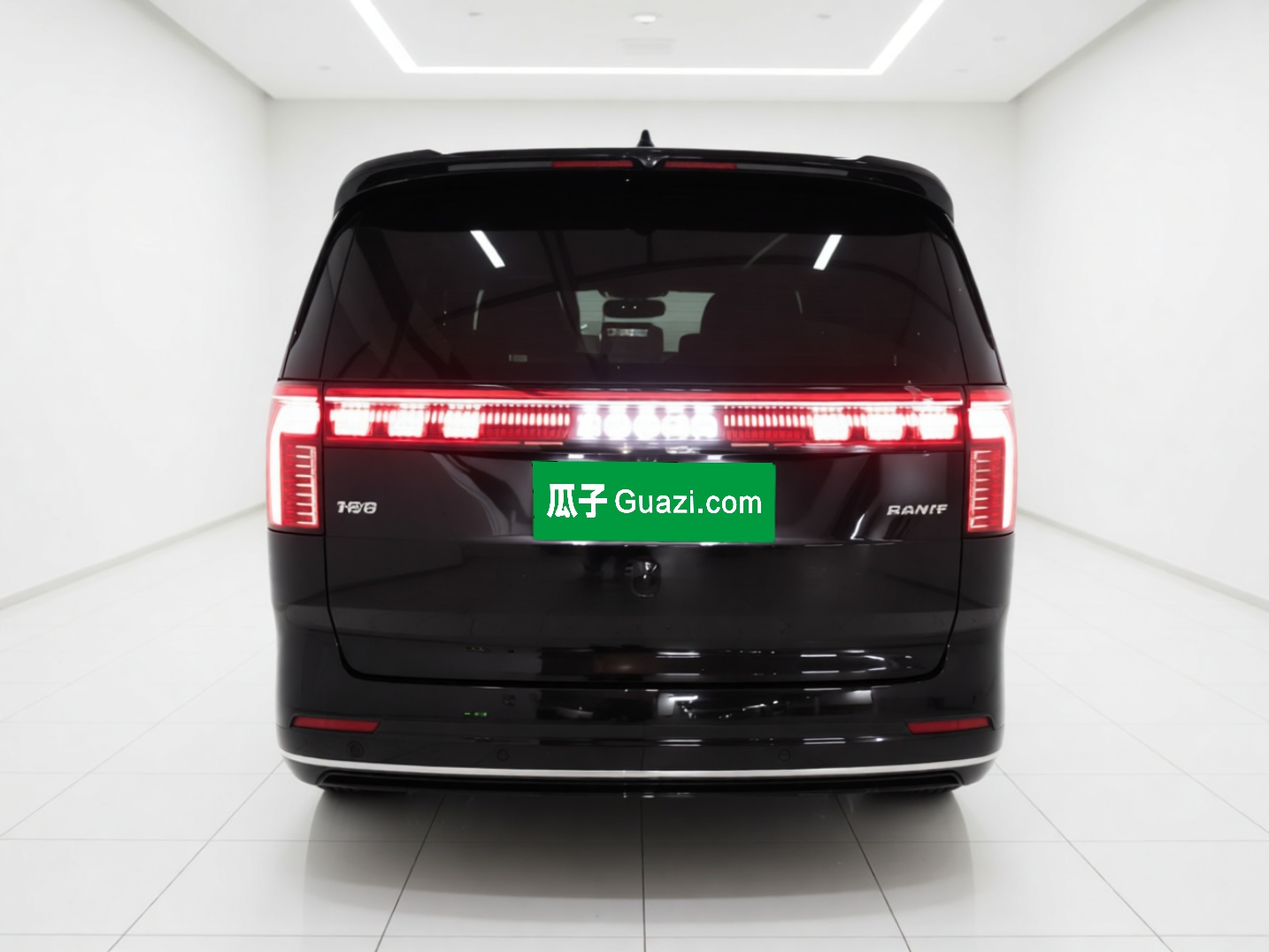 Zeekr 009 2024 Six-Seat Executive Version 4WD 108 kWh — снимка 5