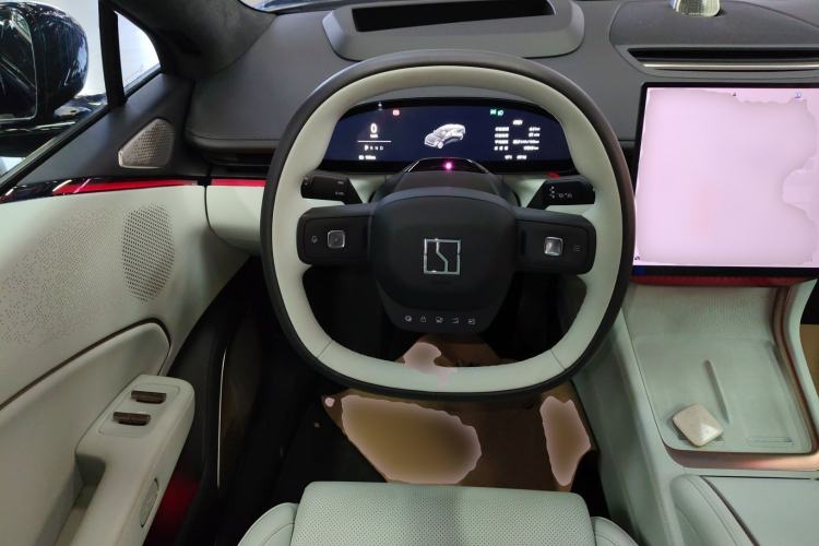 Used Zeekr 007 2025 Four-Wheel Drive Intelligent Driving Version 75 kWh Steering Wheel