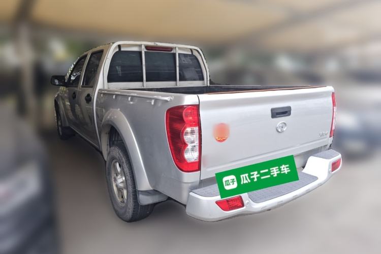 Used Great Wall Wingle 5 2017 2.0T European Version Diesel Two-Wheel Drive Advanced Large Double-Cab GW4D20E
