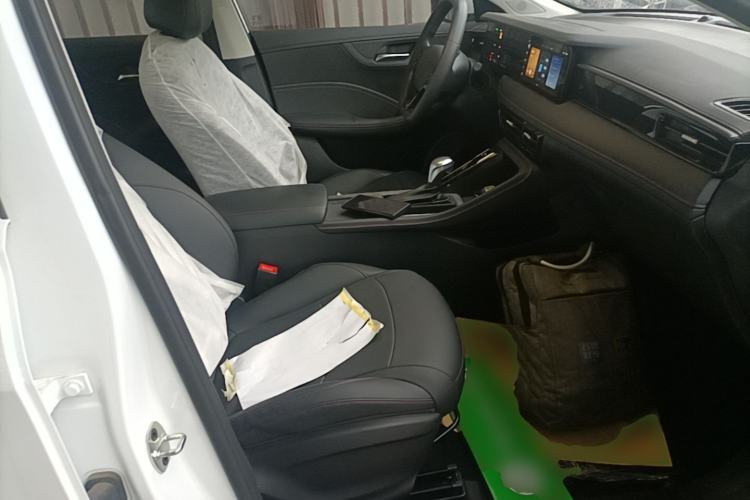 Used Roewe i5 2023 1.5L CVT Luxury Edition