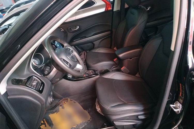 Used Jeep Compass 2019 220T Automatic Family Edition