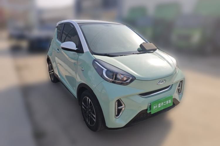 Used Chery Little Ant 2022 Sweet Pink Edition Half-Sugar Version Lithium Iron Phosphate 29.2 kWh 30 kW 301 km Front Right 45 Deg