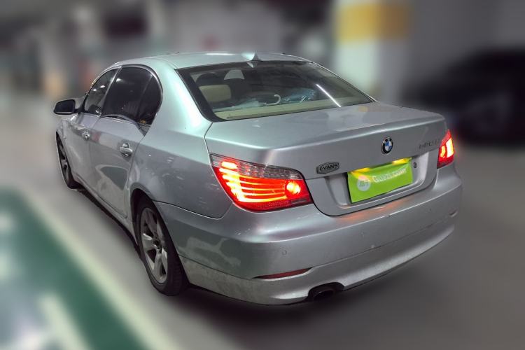 Used BMW 5 Series 2010 520Li Leading Model
