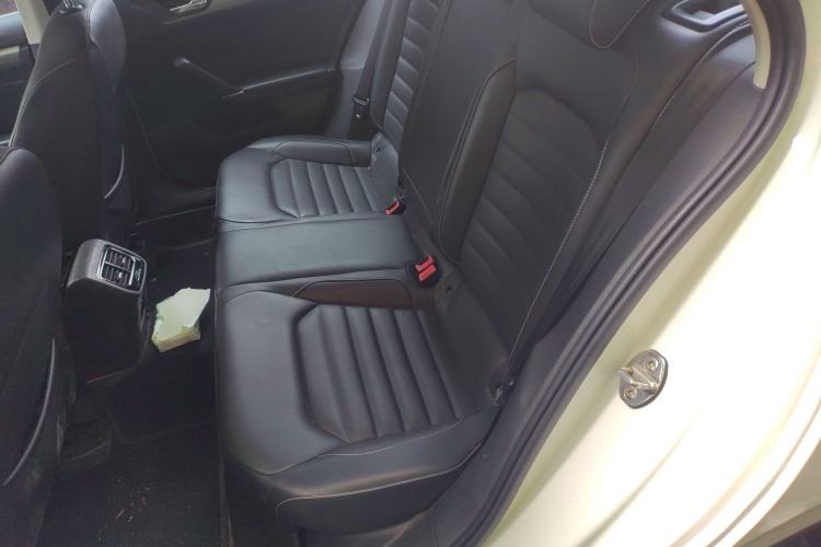 Used Volkswagen Lamando 2021 280TSI DSG Comfort Edition Left Rear Seat