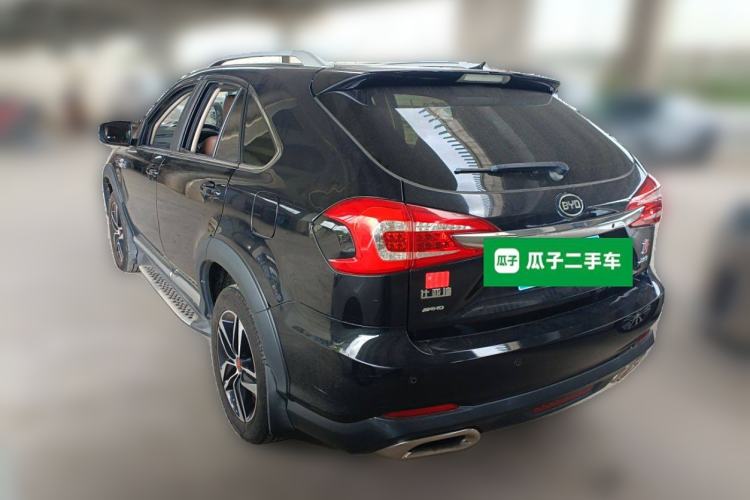 Used BYD Tang New Energy 2015 2.0T Four-Wheel-Drive Flagship Model
