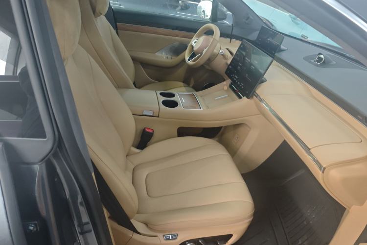 Used Hima Luxeed R7 2024 All-Electric 736 km Ultra